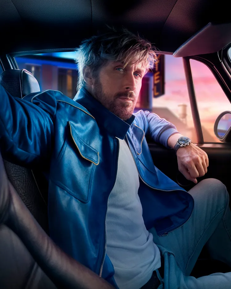 泰格豪雅發揚Carrera錶款誕生時秉持的俐落及易讀精神，特於系列60周年之際，並請出品牌大使、好萊塢男星Ryan Gosling演繹全新Carrera Glassbox計時腕錶。品牌提供