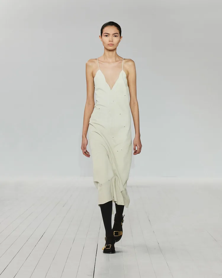 Chloé 2023秋冬系列。品牌提供