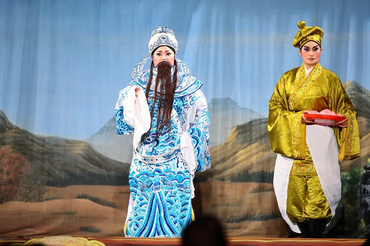 陳美雲（左）是歌仔戲界認定的好班主。翻攝陳美雲歌劇團臉書