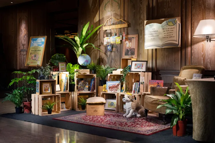 圖說-君品酒店今年邀請到天下雜誌教育基金會在飯店內舉辦「SDGs兒童永續書展」。業者提供