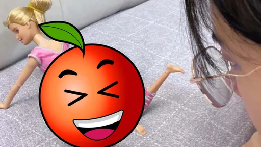 芭比娃娃「狗趴式」情色姿勢竟有大妙用! 網驚:學起來了