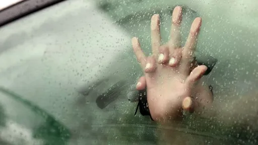 看對眼進公廁想無套愛愛！他急拿出保險套　卻因「破了」挨告性侵