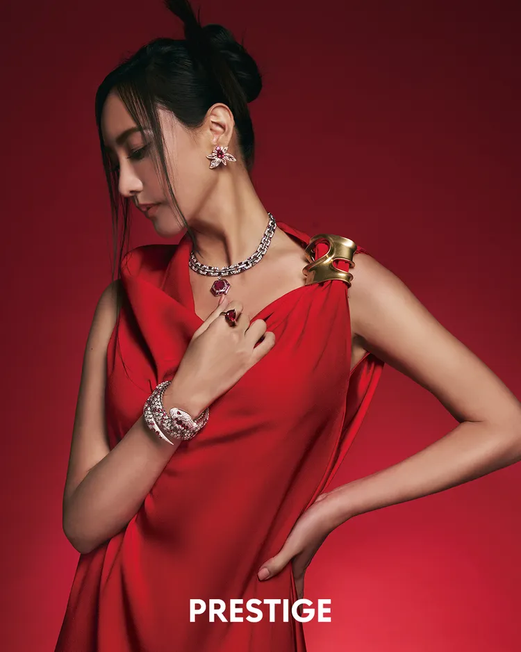 關穎演繹FERRAGAMO服裝。《PRESTIGE TAIWAN》提供