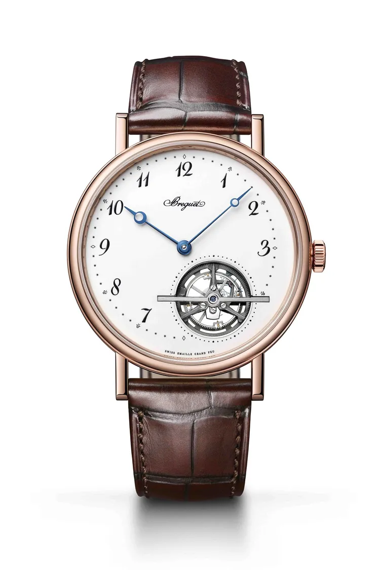 寶璣Classique Tourbillon Extra-Plat Automatique 5367大明火琺瑯超薄自動陀飛輪腕錶，502萬元。品牌提供