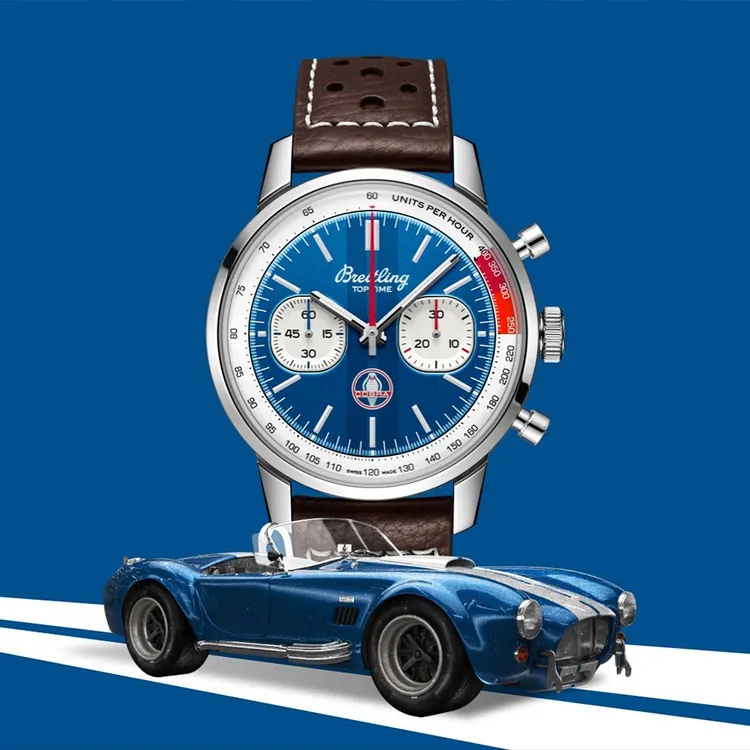 聯名福特眼鏡蛇車款打造Top Time B01 Shelby Cobra計時腕錶，精鋼錶殼搭配棕色小牛皮錶帶，23萬6000元。翻攝breitling IG