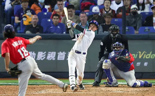 中華隊最年輕野手首戰敲3安　鄭宗哲經典賽後激動「真的很想贏」