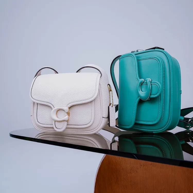 Tabby系列包款。品牌提供