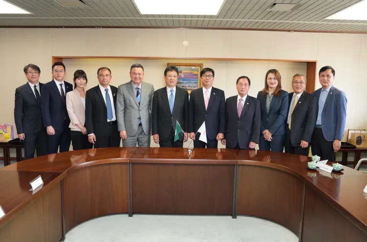 陳其邁今日上午率團拜會熊本市府。高市府提供