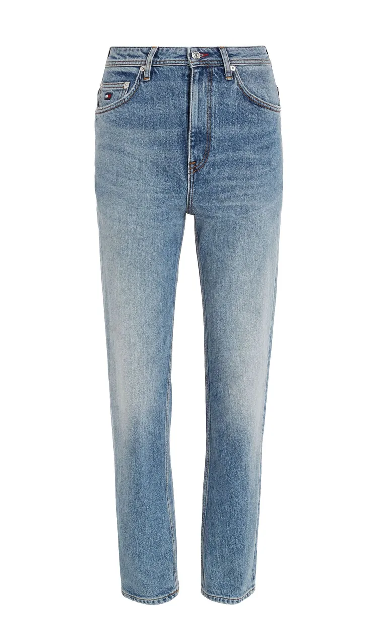 Tommy x Shawn春季系列女裝丹寧直筒長褲，5980元。品牌提供