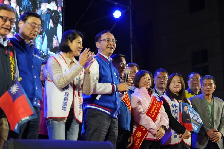 國民黨大咖齊聚，展現團結力挺林明溱。國民黨提供