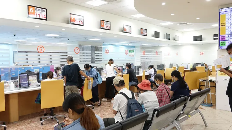 若覺得不對勁就要尋求醫師協助。示意圖，鄭孟晃攝