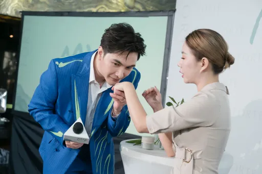 謝佳見曝上床禁忌只有她例外 狗女兒難掌控《營業中》耍大牌