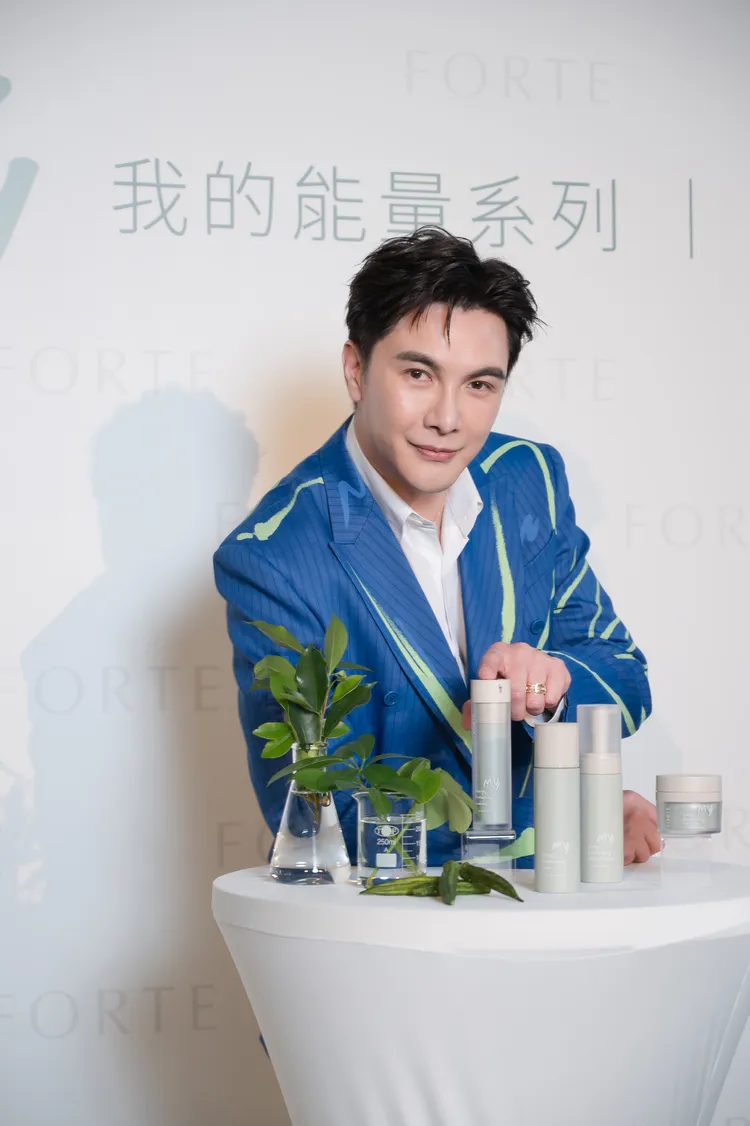 謝佳見活動前一晚興奮到失眠。台塑生醫提供