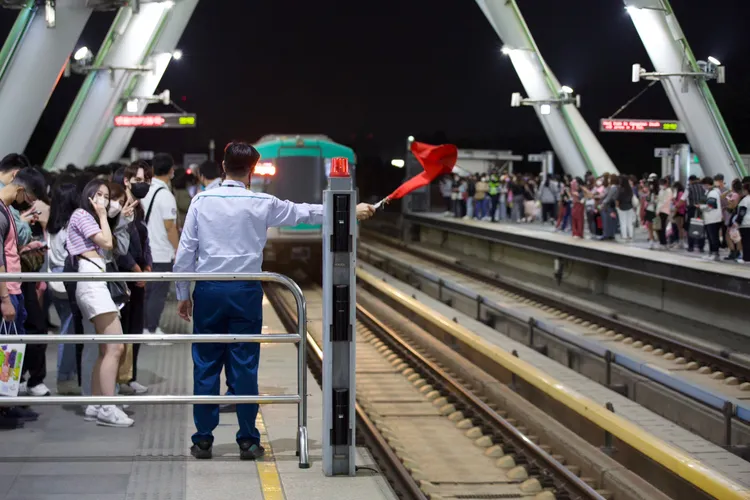 昨晚BLACKPINK演唱會爆滿，110分鐘完成散場疏運。高捷提供