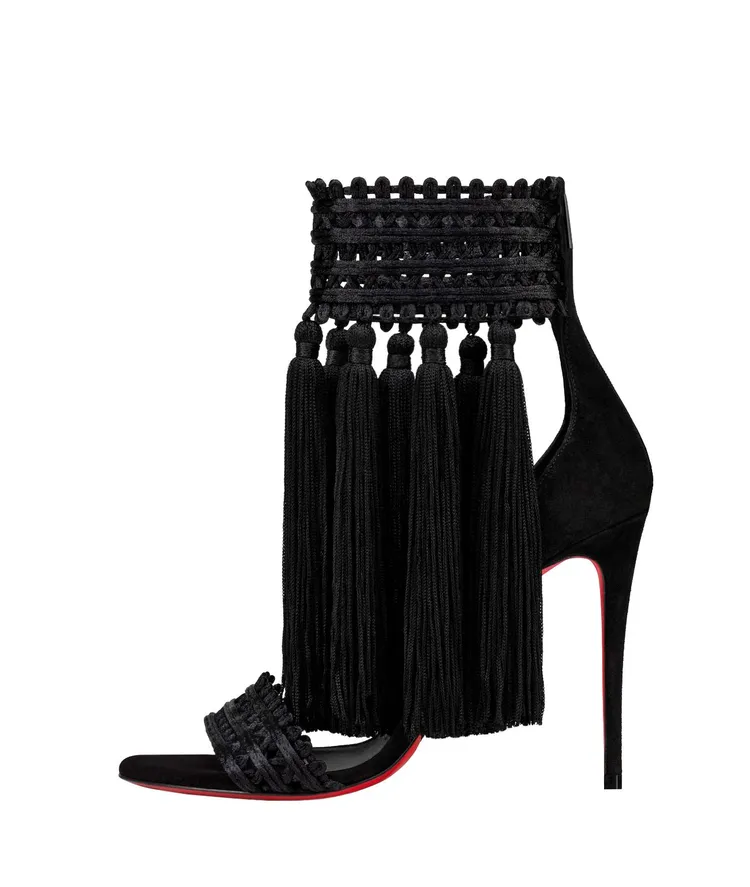 Christian Louboutin 2023年秋冬系列。品牌提供