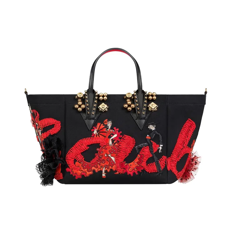 Christian Louboutin與好友、西班牙女星Rossy de Palma聯手打造的年度限量版Filamencaba手袋系列。品牌提供