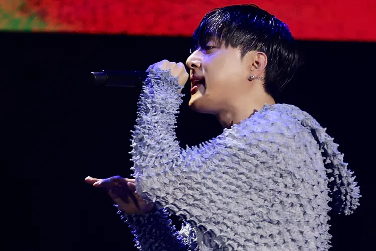 pH-1用歌逸征服全場。林林攝