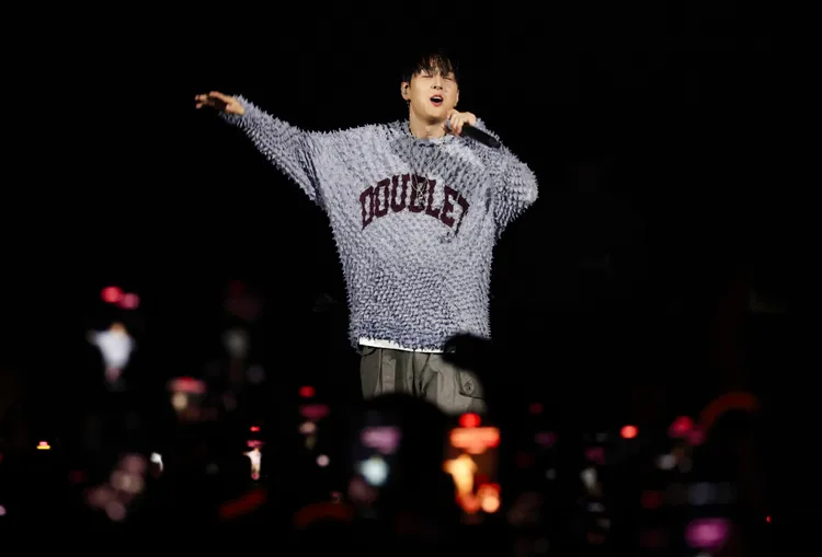 pH-1熱情獻唱，全場氣氛high到最高點。林林攝