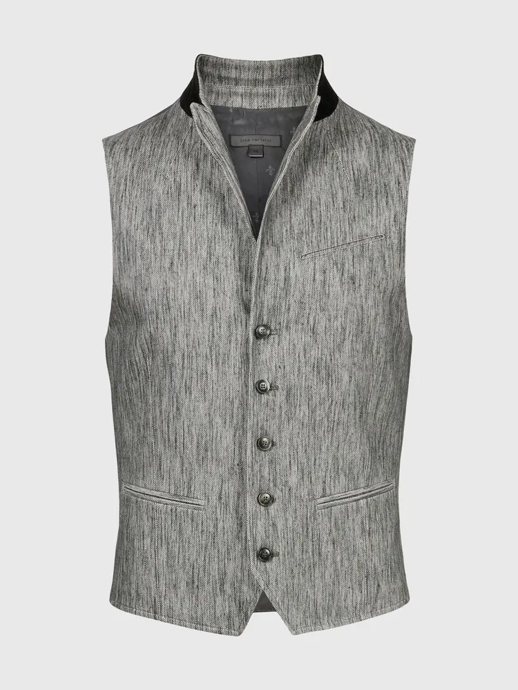 john varvatos WOODWARD西裝背心，1萬9400元。品牌提供