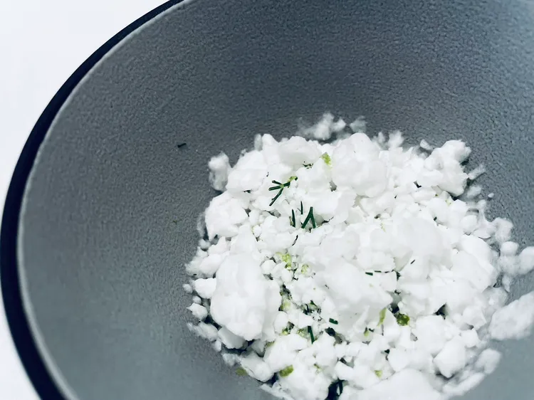 前甜點-血橙。曾仲葳攝