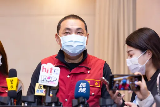 侯友宜入蓝「立委提名会」! 民进党轰「政治渣男」:现在不反黑金了?