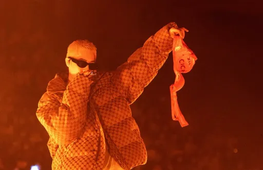 周湯豪魅力橫掃高雄妹　雄蛋門票3分鐘秒殺女粉準備丟內衣上台啦