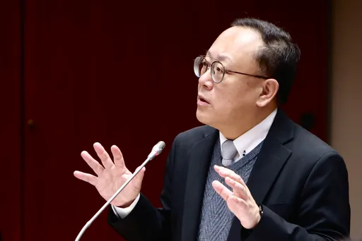 18-21歲可領成年禮1200元 發放時間曝!這4個月出生「邊緣人」也能領