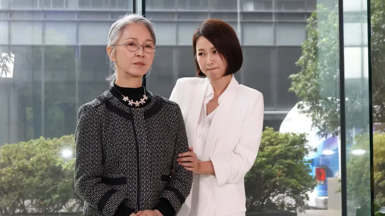 厲害婆婆李璇（左）兇到讓六月說不出話。莊宗達攝