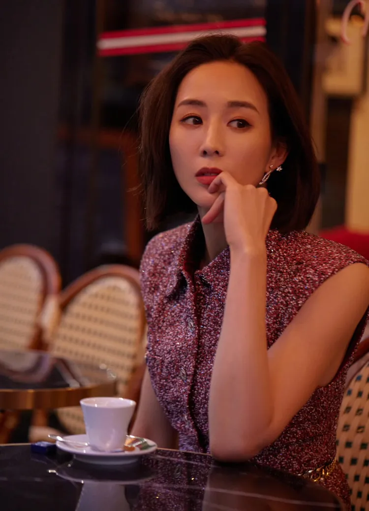 張鈞甯分享工作美照。翻攝張鈞甯臉書