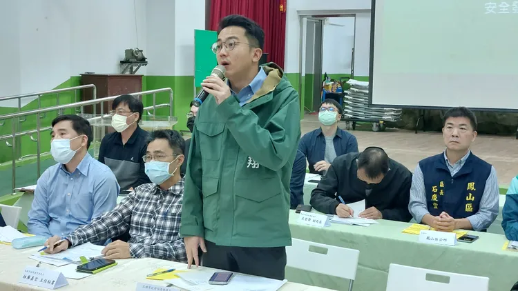 經發局長廖泰翔承諾，將發文要求經濟部先撤案退回。凃建豐攝