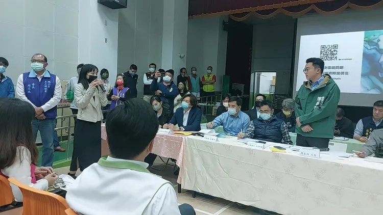 黃捷等藍綠議員都反對儲能廠。凃建豐攝