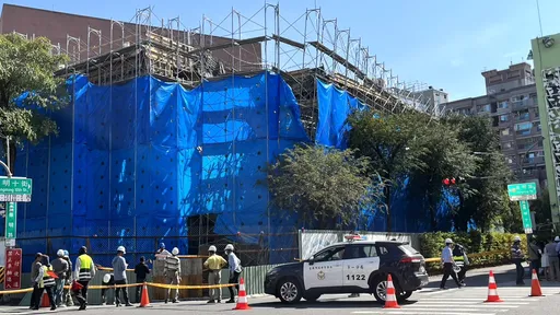 台南文化中心停車場工程傳意外 灌漿突崩塌!4樓坍至1樓釀1傷