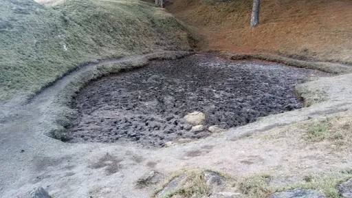 玉山國家公園「看天池」乾涸了 一照看多缺水!山屋無水告急