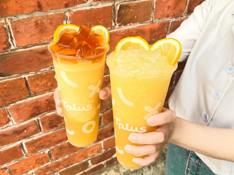 TPLUS咀嚼系新品由左至右為凍感陽光鮮柳綠、椰果咬咬鮮柳綠。業者提供