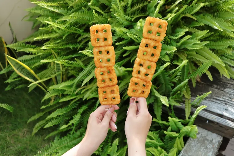 只要出示會員或現場加入會員，即享田字薯餅買一送一。業者提供