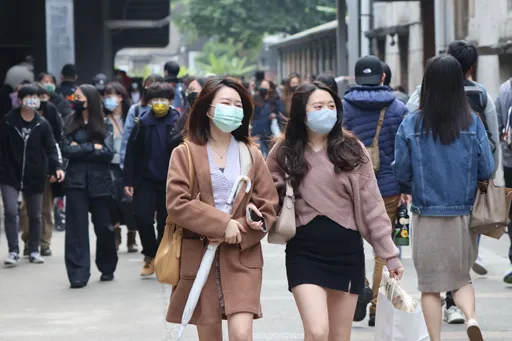 明早晚涼！台南以北最低15˚C　白天回暖、降雨趨緩