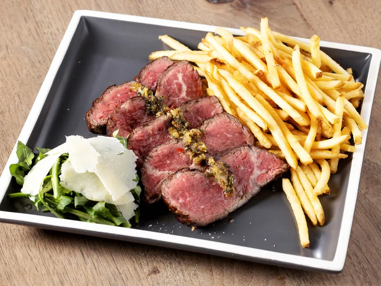 S&W牛排脆薯8oz。業者提供