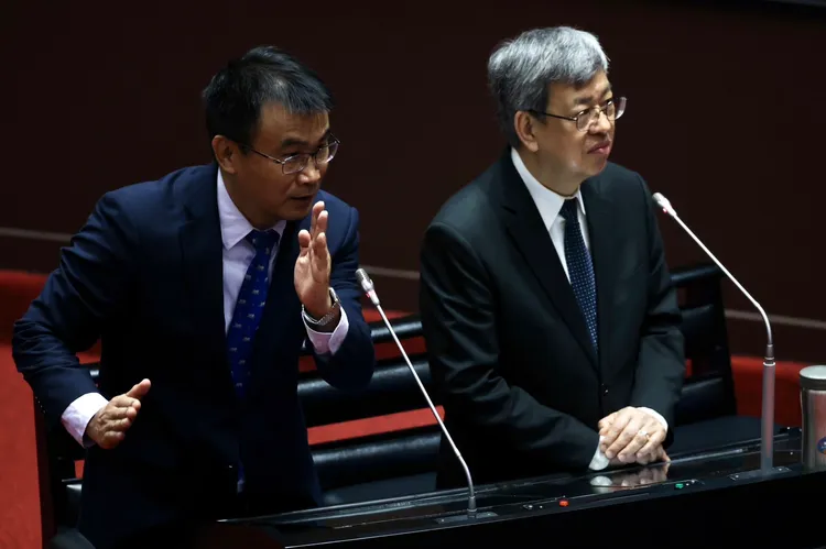 陳吉仲也跳出來回應，自己從頭到尾都有做不好隨時離開的心理準備。林林攝