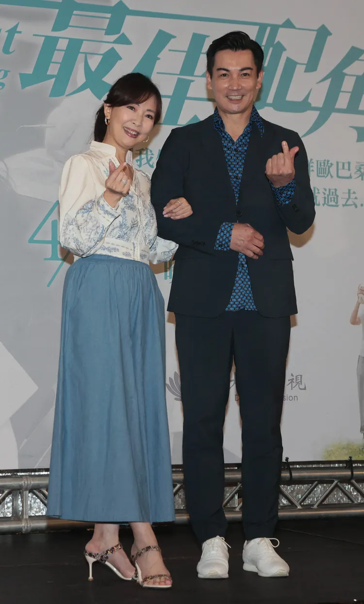 郭昱晴（左）、伊正在劇中扮演夫妻。彭欣偉攝