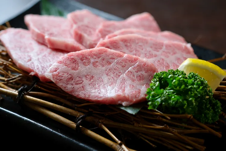 每日精選日本和牛，售價880元。業者提供