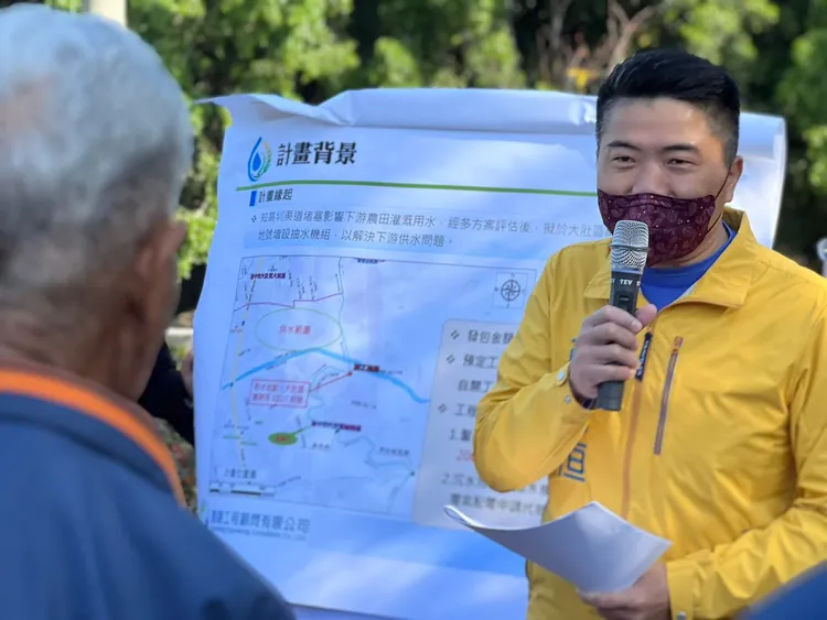 顏寬恒住家昨遭搜索。翻攝顏寬恒臉書