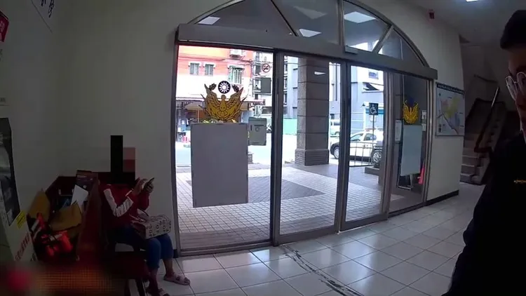 羅女向警方表示這是她拜拜求來的好姻緣。蘆洲警分局提供