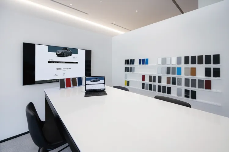 Audi南港展示中心新增數位客製化專區。原廠照片