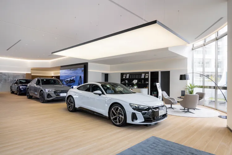 Audi南港展示中心可展6部新車，其中更有專屬展車區。原廠照片
