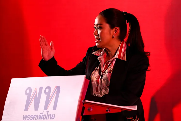 戴克辛的小女兒貝通塔宣布參選國會，民調看好。路透社