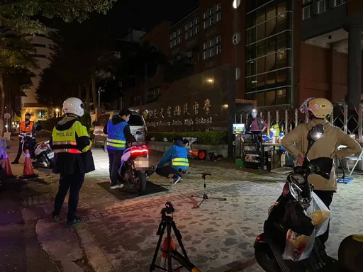 桃警取締噪音車查獲通緝犯 受託擔任汪星人臨時保母