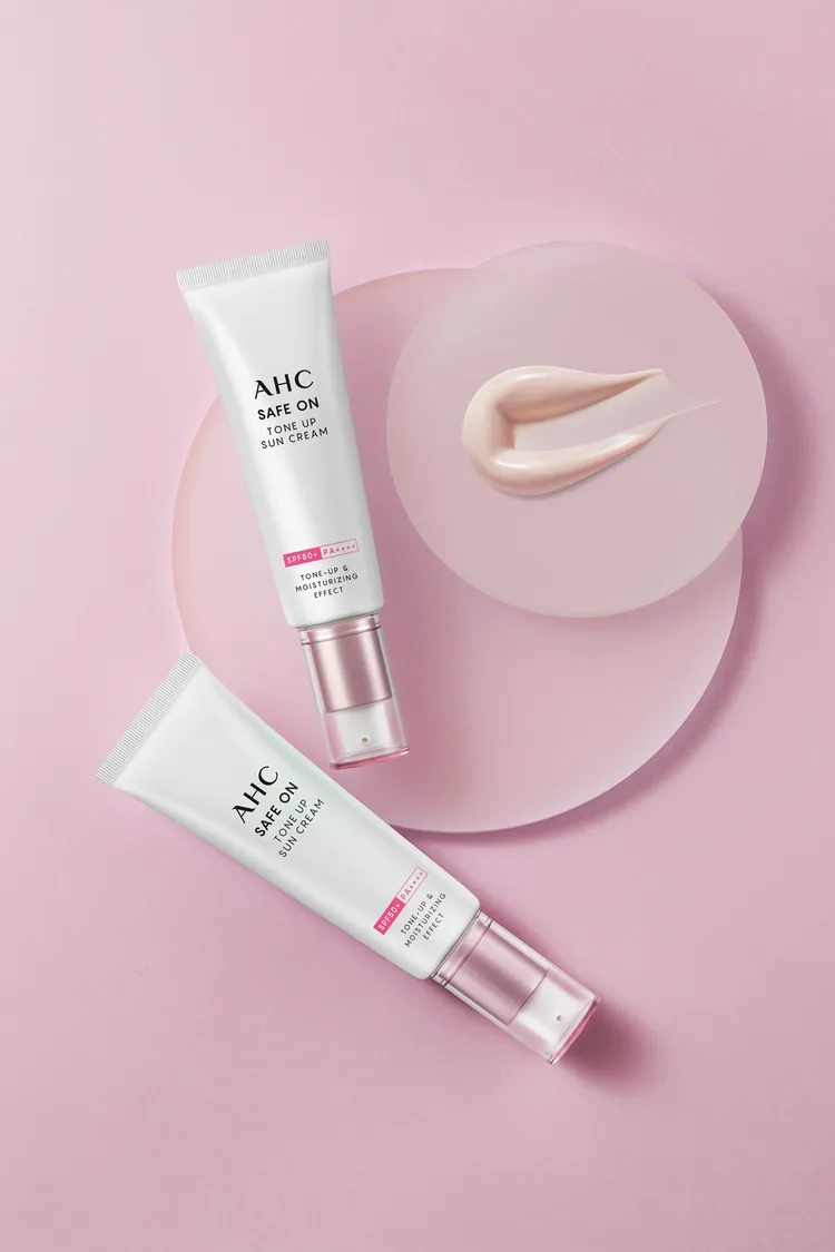 AHC柔光潤色隔離防曬乳。業者提供
