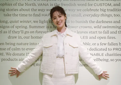 林予晞癡迷BLACKPINK自備望遠鏡看透Jennie 沒事找ChatGPT聊天搞情勒