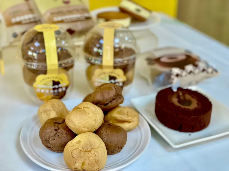 經典雙色小泡芙，售價48元。曾仲葳攝