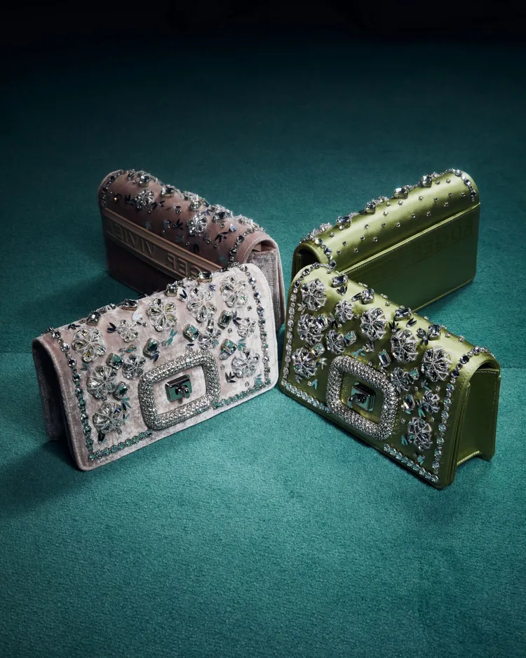 Roger Vivier 2023秋冬系列。品牌提供